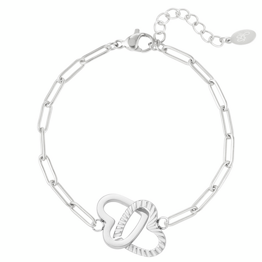 Armband met verbonden hartjes | Zilverkleurig