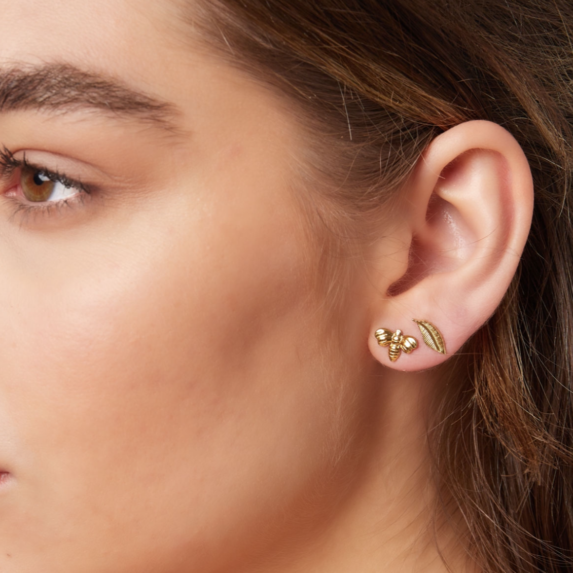 Oorknopjes met bijtje | Zilverkleurig