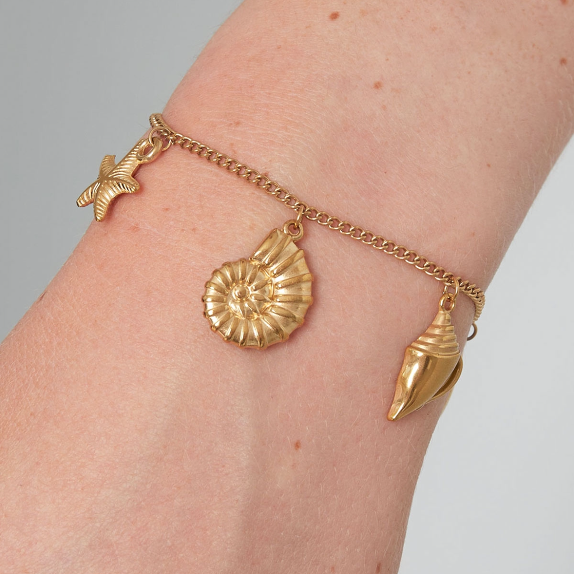 Armband met zee bedels | Goudkleurig