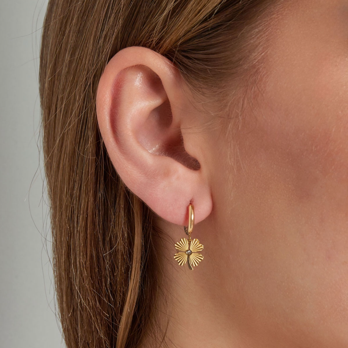 Oorbellen met klavertje vier | Goudkleurig