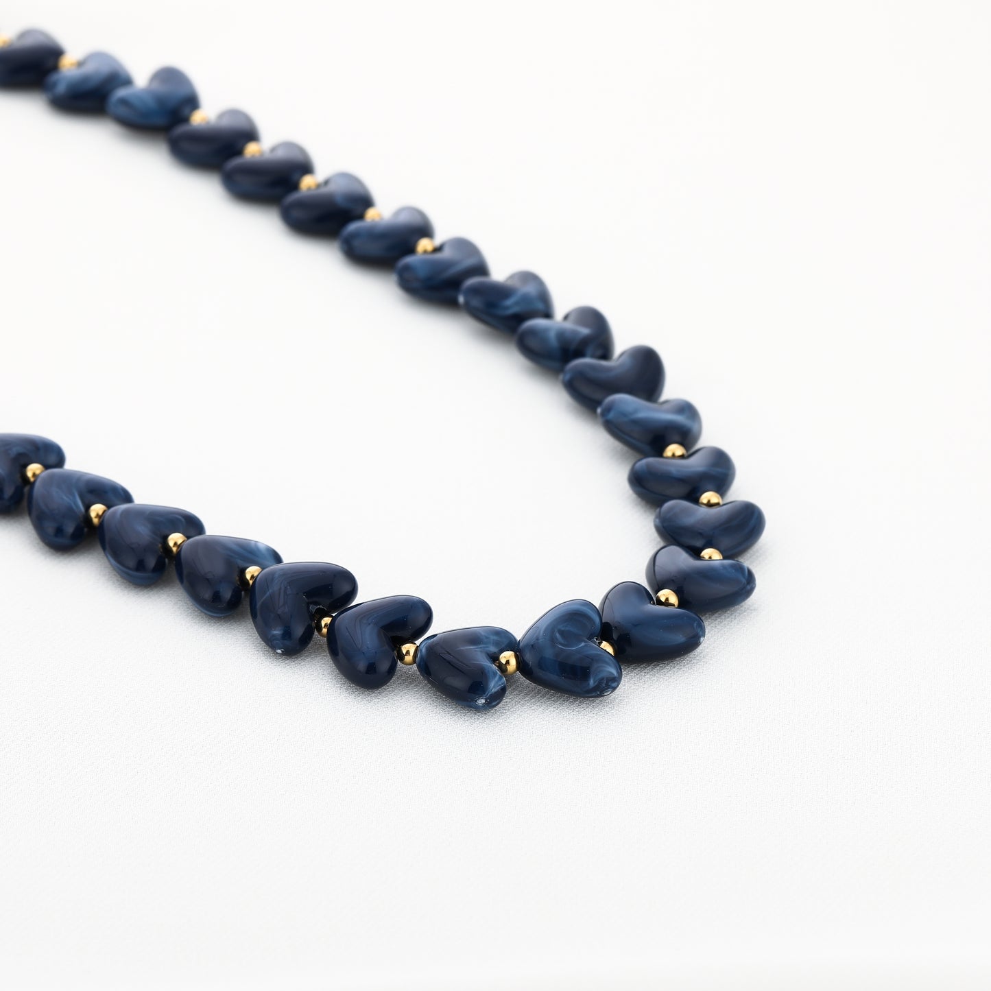Kralenketting in hartjesvorm | Goud & Donkerblauw