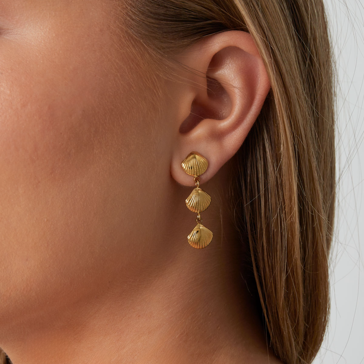 Oorknopjes met 3 schelpjes | Zilverkleurig