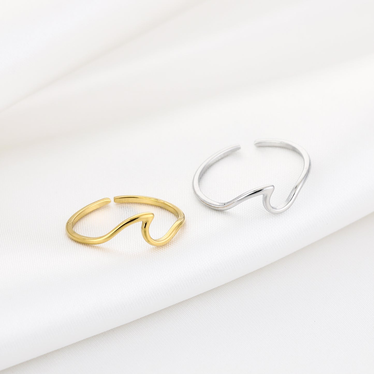 Ring met golf | Zilverkleurig