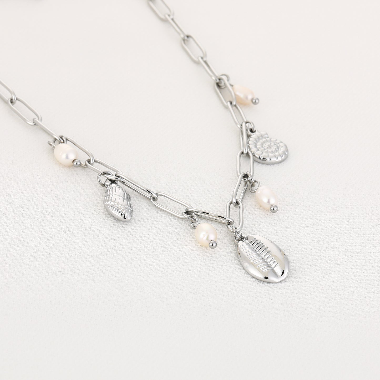 Bedelketting met schelpjes | Zilverkleurig