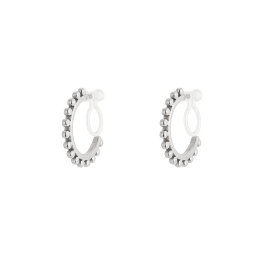 Clip oorbellen kleine hoops met balletjes | Zilverkleurig