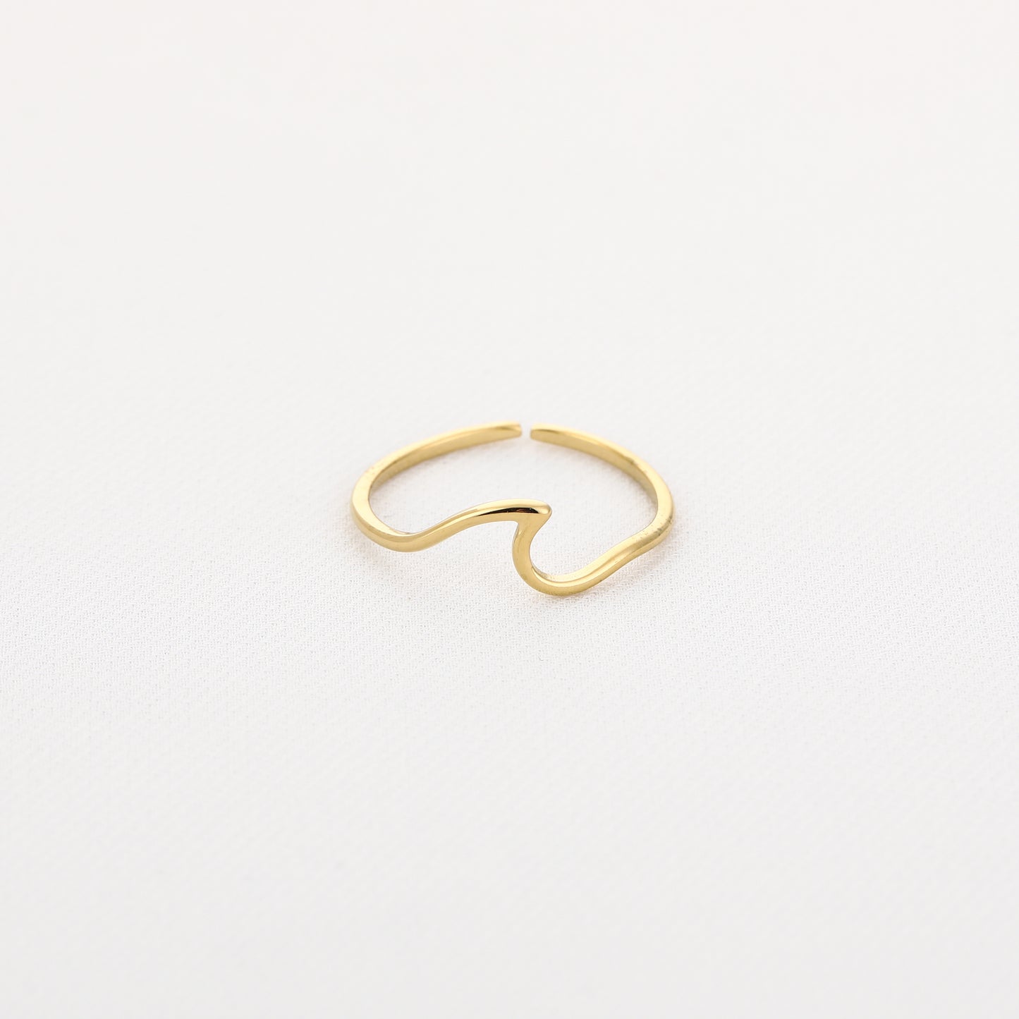 Ring met golf | Goudkleurig