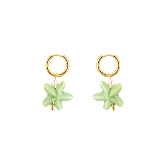 Oorbellen met groene zeester | Goudkleurig