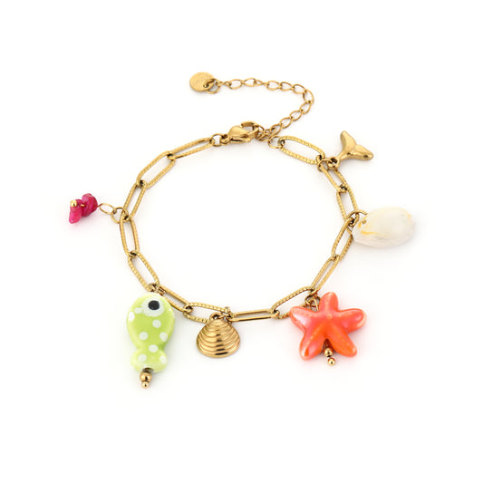 Armband met visjes en schelpjes | Goudkleurig