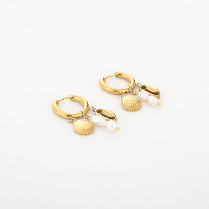 Oorbellen met schelpjes en parels | Goudkleurig