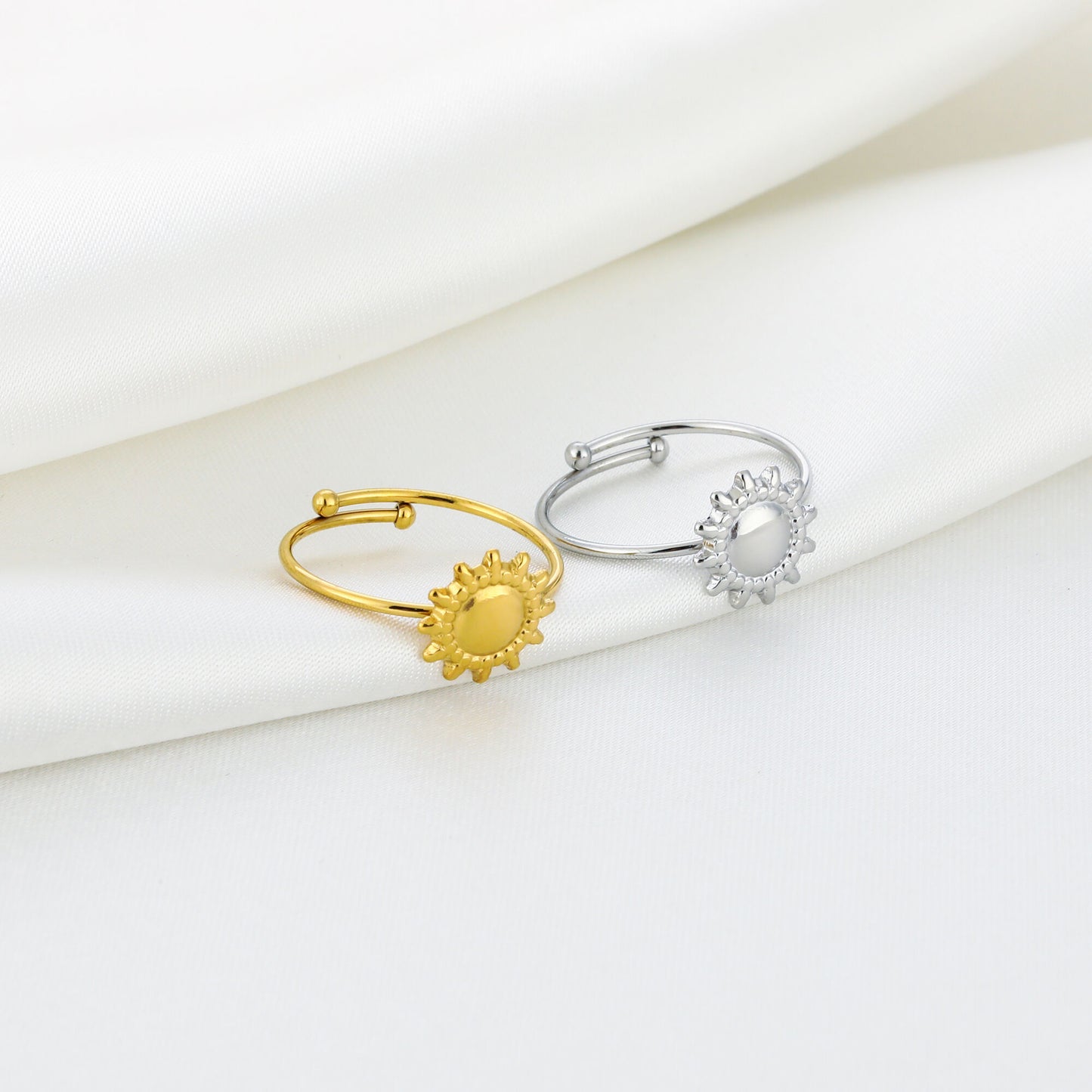 Ring met zonnetje | Goudkleurig