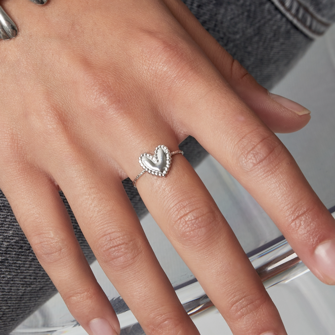 Ring met massief hartje | Zilverkleurig